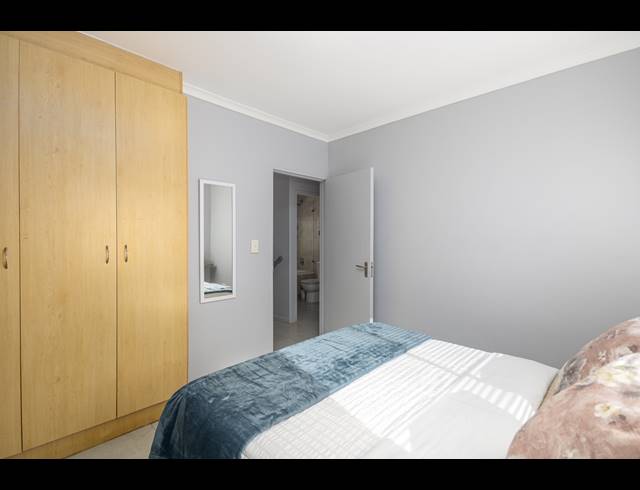3 BEDROOM FREEHOLD TO LET IN TABLE VIEW